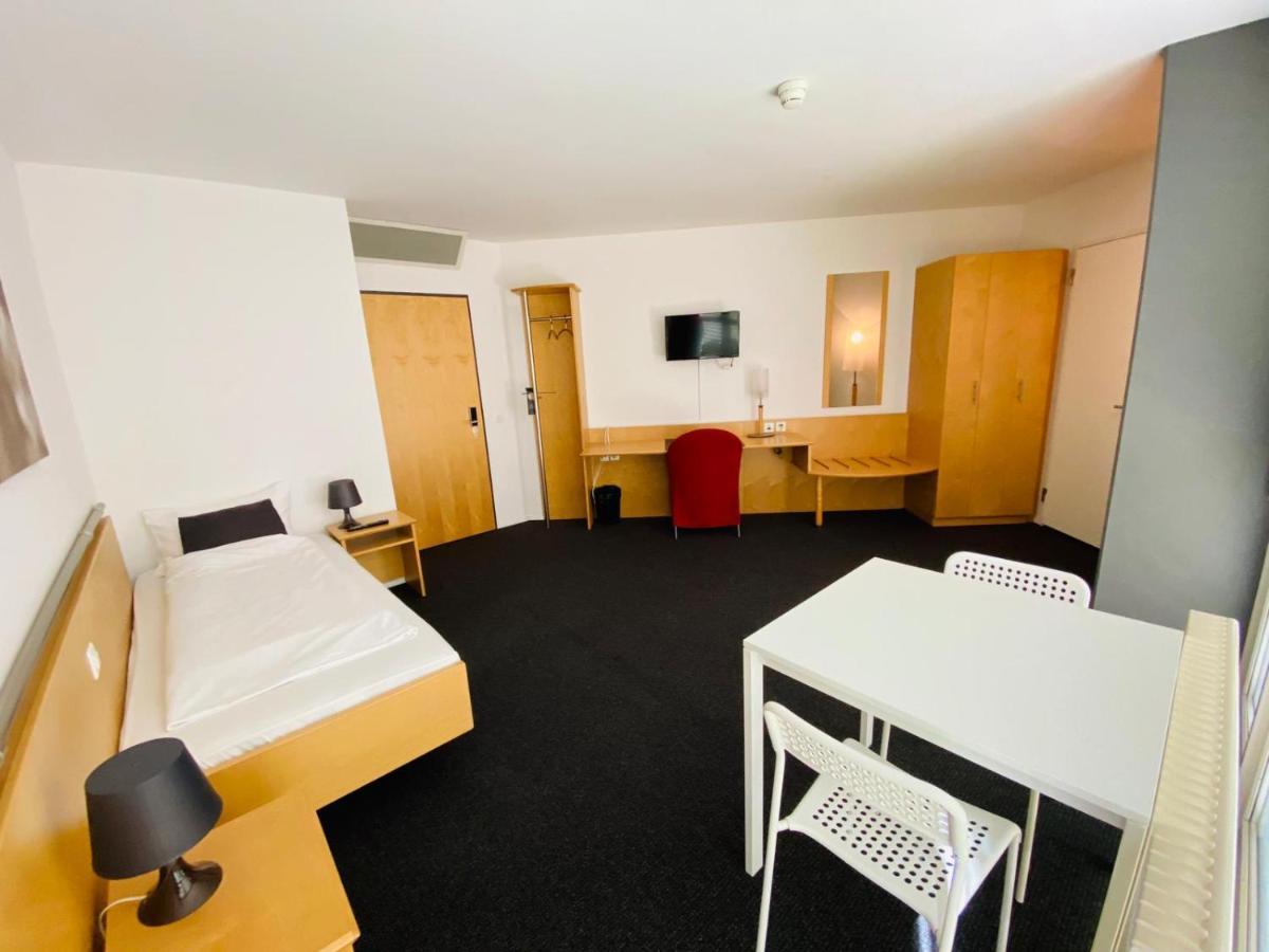 Work & Live Apartments Frauenfeld Extérieur photo